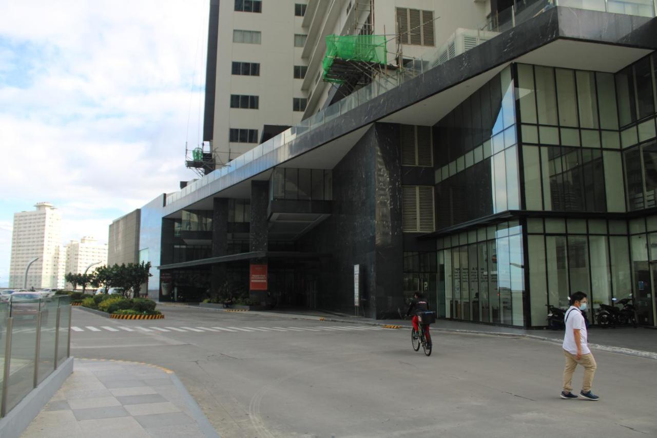 מנילה A2J Luxury Bgc Balcony Suite Near Sm Aura Taguig מראה חיצוני תמונה
